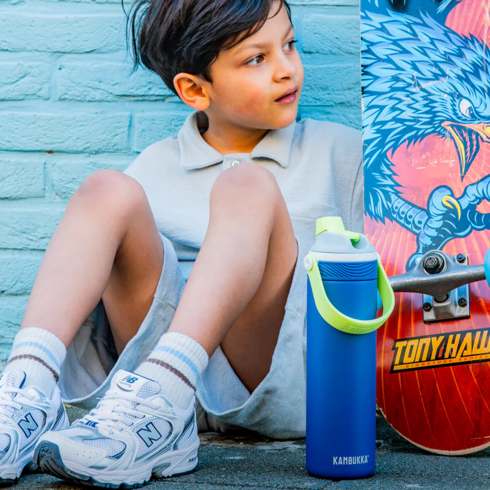 Dupla Insulated 600 ml Electric Storm en uso